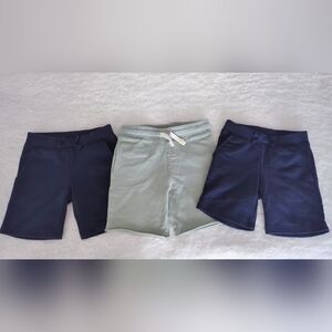 3 modest shorts - 4T